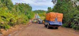 Jalan Menuju Kuala Kurun Dari Palangkaraya Rusak Parah