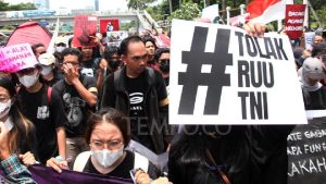 Aksi Tolak Revisi UU TNI